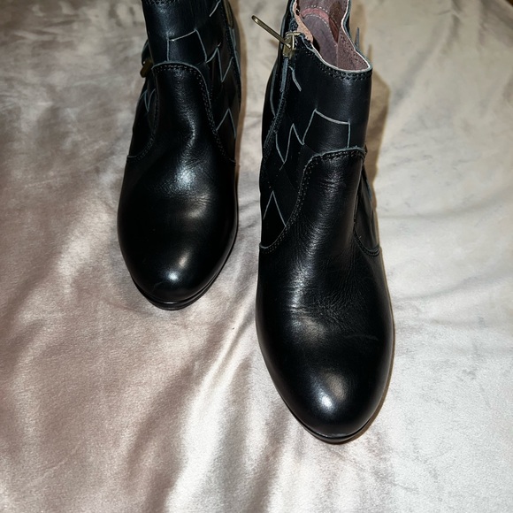 Pikolinos Ankle Boots - Picture 4 of 4